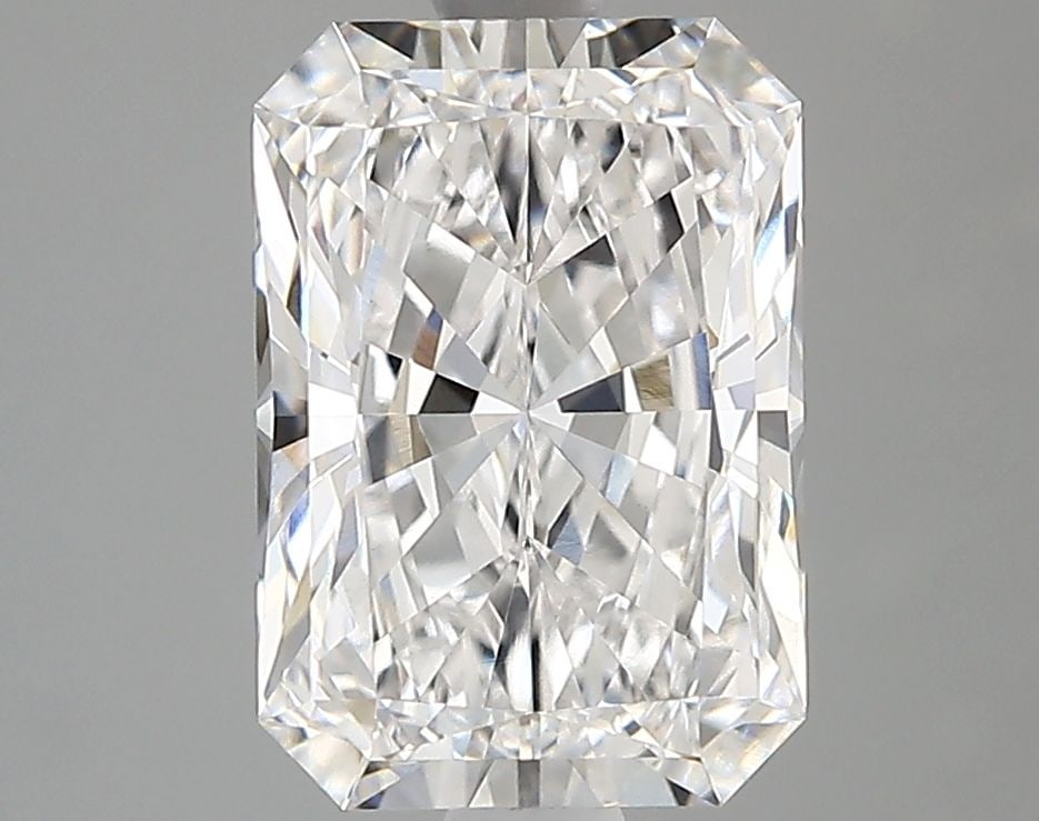 Loose Diamond - RADIANT 2.05ct E VVS2: Loose Diamond - RADIANT 2.05ct E VVS2 Source: This is a real non-mined Diamond that has been grown in a lab Shape: RADIANT Carats: 2.05 Color: E Clarity: VVS2 Certification: IGI Video: Video Link 