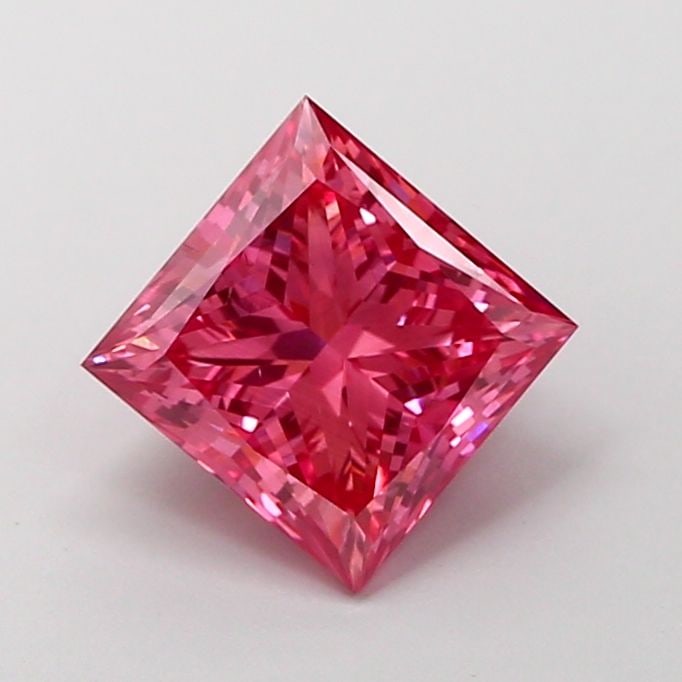 Loose Diamond - PRINCESS 2.02ct Fancy Vivid Red VS2: Loose Diamond - PRINCESS 2.02ct Fancy Vivid Red VS2 Source: This is a real non-mined Diamond that has been grown in a lab Shape: PRINCESS Carats: 2.02 Color: Fancy Vivid Red Certification: NONE Video: