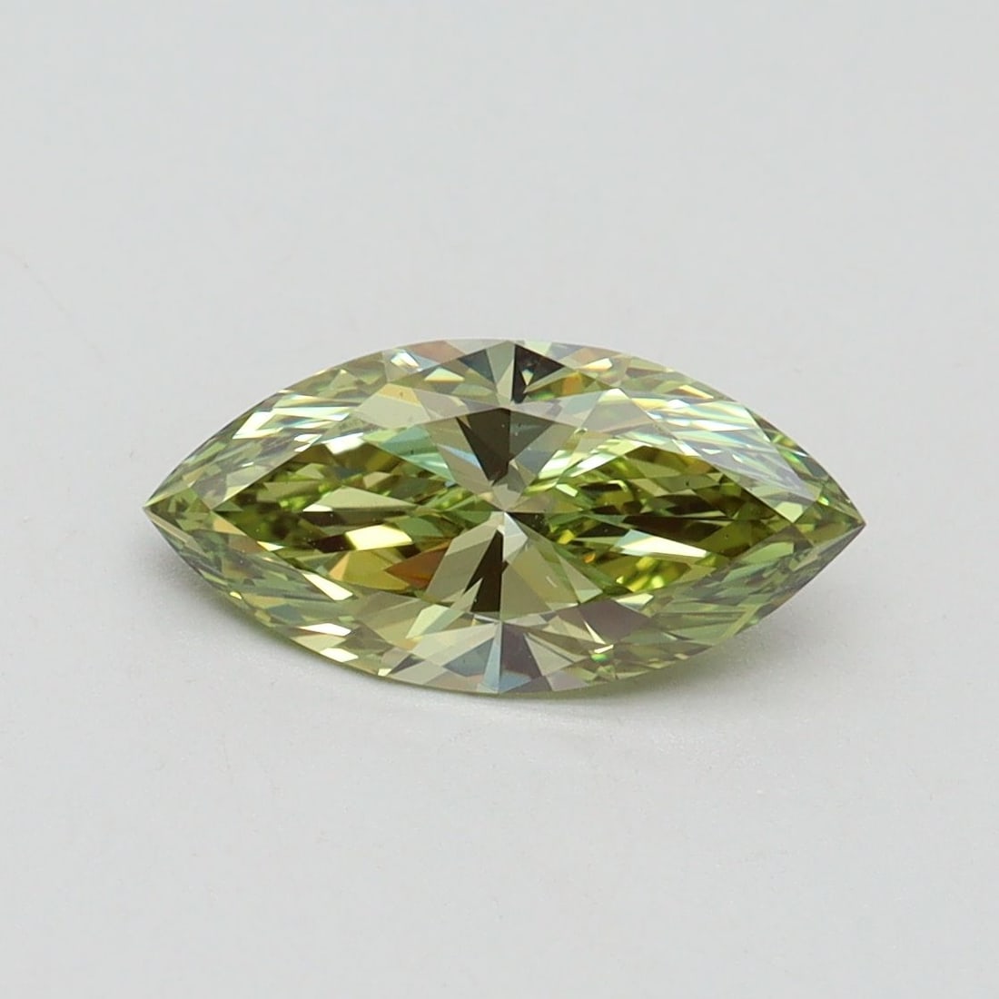 Loose Diamond - MARQUISE 1.09ct Fancy Vivid Green VS1: Loose Diamond - MARQUISE 1.09ct Fancy Vivid Green VS1 Source: This is a real non-mined Diamond that has been grown in a lab Shape: MARQUISE Carats: 1.09 Color: Fancy Vivid Green Certification: IGI Vid
