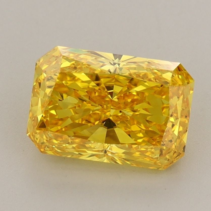 Loose Diamond - RADIANT 2.01ct Fancy Vivid Yellow VS1: Loose Diamond - RADIANT 2.01ct Fancy Vivid Yellow VS1 Source: This is a real non-mined Diamond that has been grown in a lab Shape: RADIANT Carats: 2.01 Color: Fancy Vivid Yellow Certification: IGI The