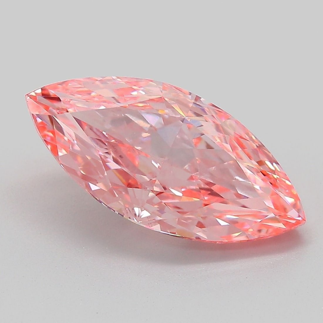 Loose Diamond - MARQUISE 4.04ct Fancy Vivid Pink VS1: Loose Diamond - MARQUISE 4.04ct Fancy Vivid Pink VS1 Source: This is a real non-mined Diamond that has been grown in a lab Shape: MARQUISE Carats: 4.04 Color: Fancy Vivid Pink Certification: IGI Video