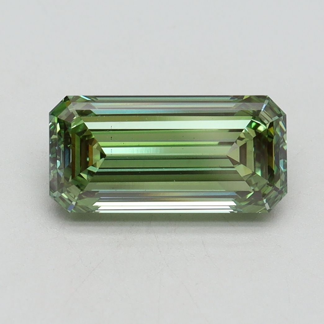 Loose Diamond - EMERALD 2.04ct Fancy Vivid Green VVS2: Loose Diamond - EMERALD 2.04ct Fancy Vivid Green VVS2 Source: This is a real non-mined Diamond that has been grown in a lab Shape: EMERALD Carats: 2.04 Color: Fancy Vivid Green Certification: IGI Vide