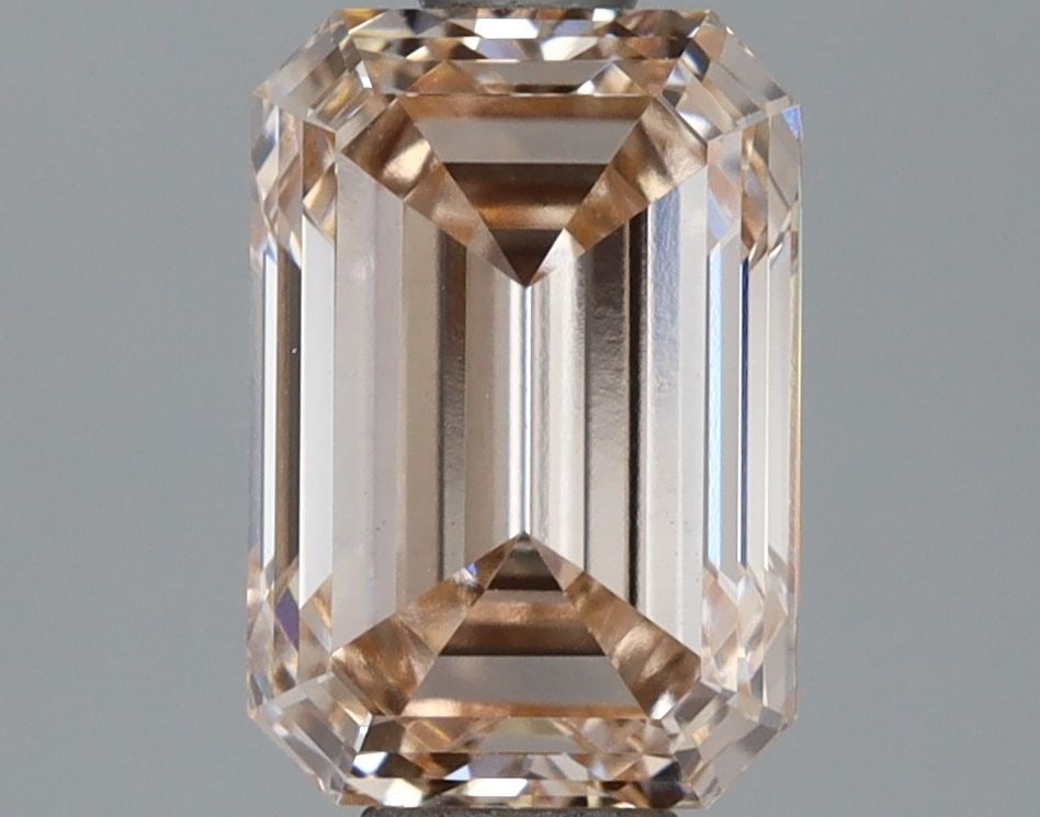 Loose Diamond - EMERALD 1.5ct Fancy Light Pink VS1: Loose Diamond - EMERALD 1.5ct Fancy Light Pink VS1 Source: This is a real non-mined Diamond that has been grown in a lab Shape: EMERALD Carats: 1.5 Color: Fancy Light Pink Certification: IGI Video: