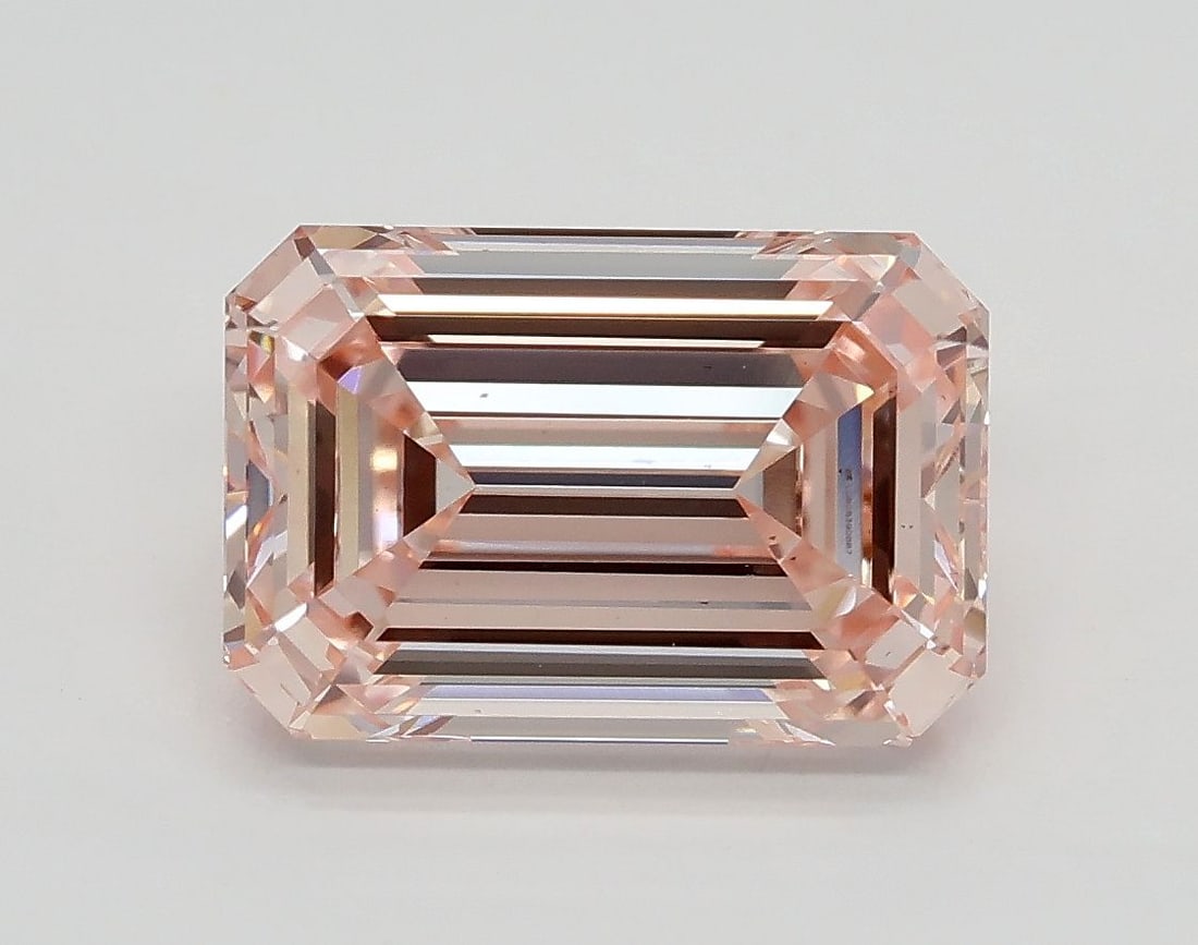 Loose Diamond - EMERALD 2.7ct Fancy Intense Pink VS2: Loose Diamond - EMERALD 2.7ct Fancy Intense Pink VS2 Source: This is a real non-mined Diamond that has been grown in a lab Shape: EMERALD Carats: 2.7 Color: Fancy Intense Pink Certification: IGI Video