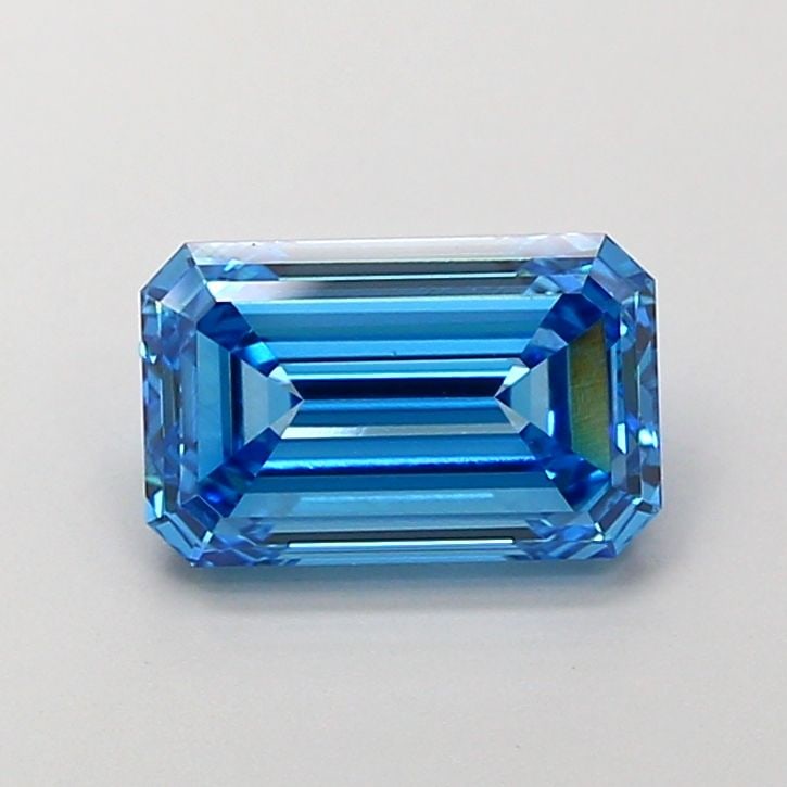 Loose Diamond - EMERALD 2.51ct Fancy Vivid Blue VS1: Loose Diamond - EMERALD 2.51ct Fancy Vivid Blue VS1 Source: This is a real non-mined Diamond that has been grown in a lab Shape: EMERALD Carats: 2.51 Color: Fancy Vivid Blue Certification: IGI Video: