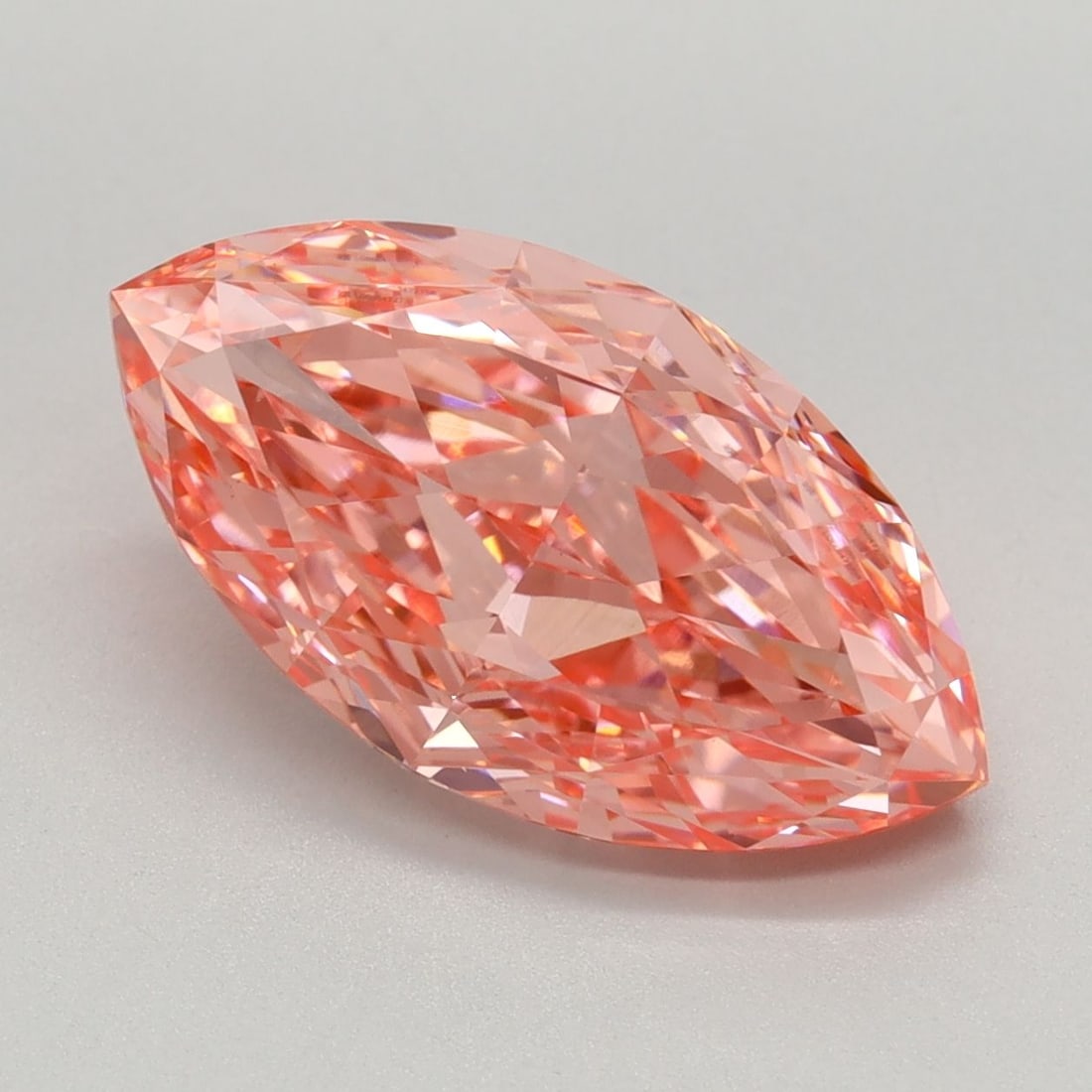 Loose Diamond - MARQUISE 3.33ct Fancy Vivid Pink VVS2: Loose Diamond - MARQUISE 3.33ct Fancy Vivid Pink VVS2 Source: This is a real non-mined Diamond that has been grown in a lab Shape: MARQUISE Carats: 3.33 Color: Fancy Vivid Pink Certification: IGI Vide