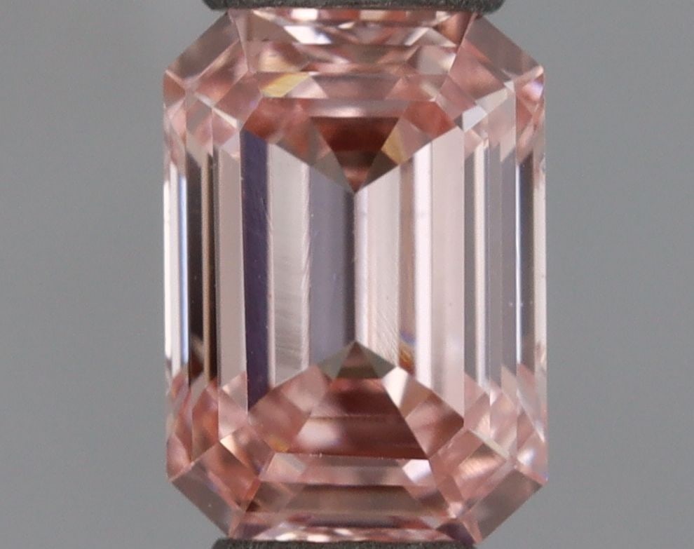 Loose Diamond - EMERALD 0.51ct Fancy Intense Pink VS1: Loose Diamond - EMERALD 0.51ct Fancy Intense Pink VS1 Source: This is a real non-mined Diamond that has been grown in a lab Shape: EMERALD Carats: 0.51 Color: Fancy Intense Pink Certification: IGI Vid