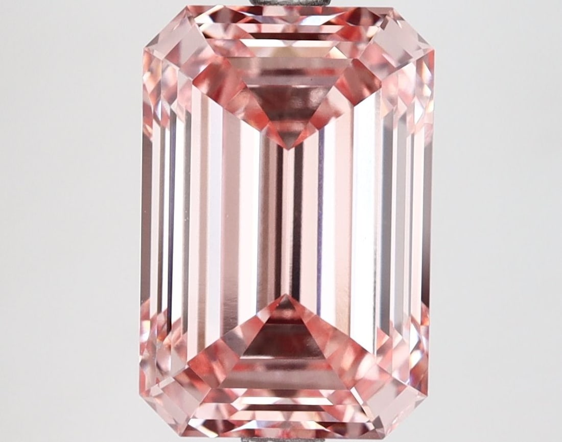 Loose Diamond - EMERALD 4.57ct Fancy Intense Pink VVS2: Loose Diamond - EMERALD 4.57ct Fancy Intense Pink VVS2 Source: This is a real non-mined Diamond that has been grown in a lab Shape: EMERALD Carats: 4.57 Color: Fancy Intense Pink Certification: IGI Vi
