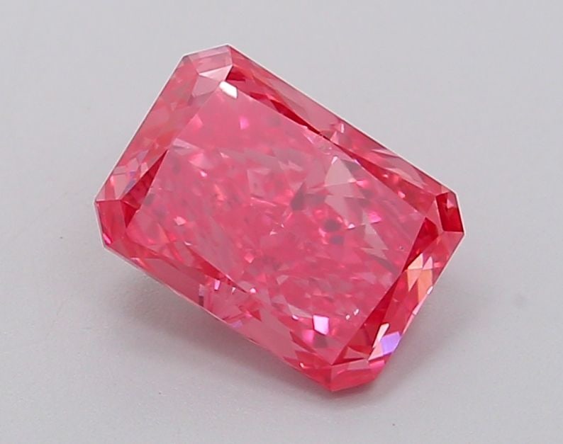 Loose Diamond - RADIANT 1.52ct Fancy Vivid Pink VS2: Loose Diamond - RADIANT 1.52ct Fancy Vivid Pink VS2 Source: This is a real non-mined Diamond that has been grown in a lab Shape: RADIANT Carats: 1.52 Color: Fancy Vivid Pink Certification: IGI Video: