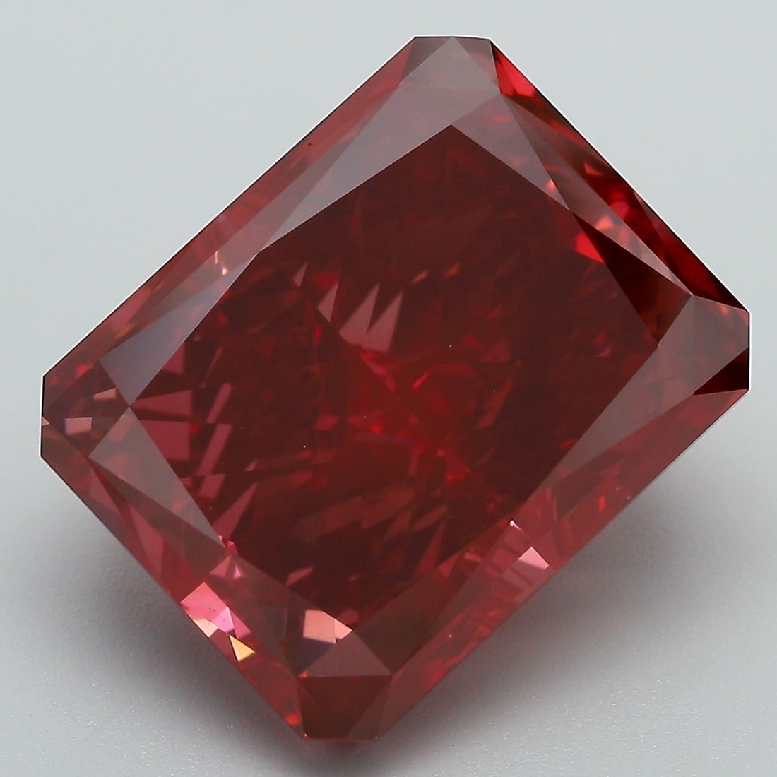 Loose Diamond - RADIANT 14.04ct Fancy Deep Purple VS1: Loose Diamond - RADIANT 14.04ct Fancy Deep Purple VS1 Source: This is a real non-mined Diamond that has been grown in a lab Shape: RADIANT Carats: 14.04 Color: Fancy Deep Purple Certification: IGI Vid