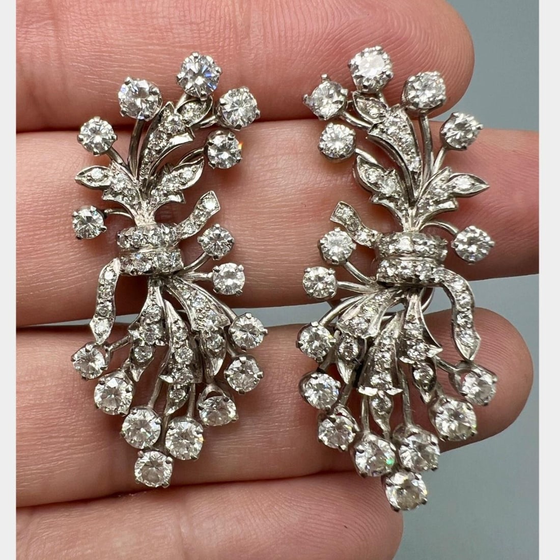 Platinum Art Deco Diamond Earrings 5.20 Carat Total Weight: Platinum Art Deco Diamond Earrings 5.20 Carat Total Weight These Art Deco platinum earrings feature a total of approximately 5.20 carats of diamonds, set with 96 stones graded F-G in color and VVS-VS 