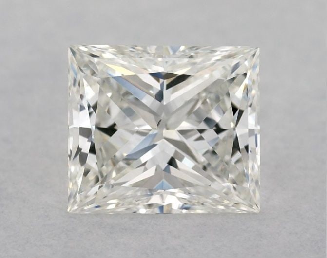 Loose Diamond - PRINCESS 1.77ct G VS2: Loose Diamond - PRINCESS 1.77ct G VS2 Source: Natural Shape: PRINCESS Carats: 1.77 Color: G Clarity: VS2 Certification: GIA Video: