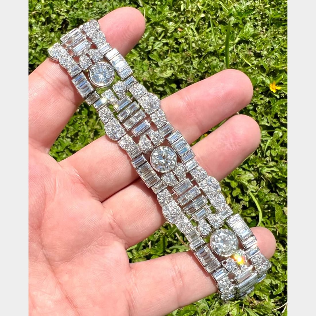 LaCLOCHE FRERES Art Deco Platinum Diamond Bracelet 5 Diamonds 220 European-Cut 90 Baguette Diamonds - 3