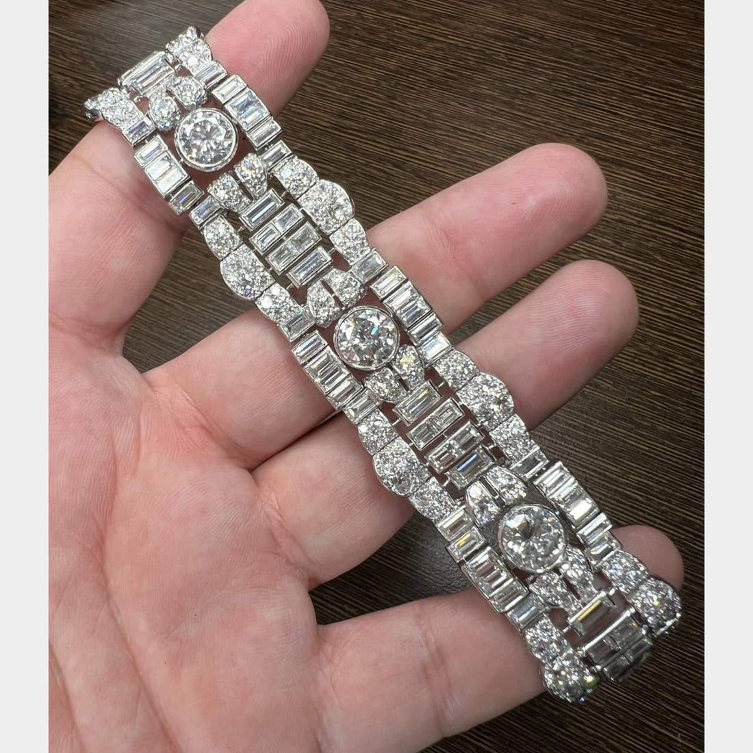 LaCLOCHE FRERES Art Deco Platinum Diamond Bracelet 5 Diamonds 220 European-Cut 90 Baguette Diamonds - 5
