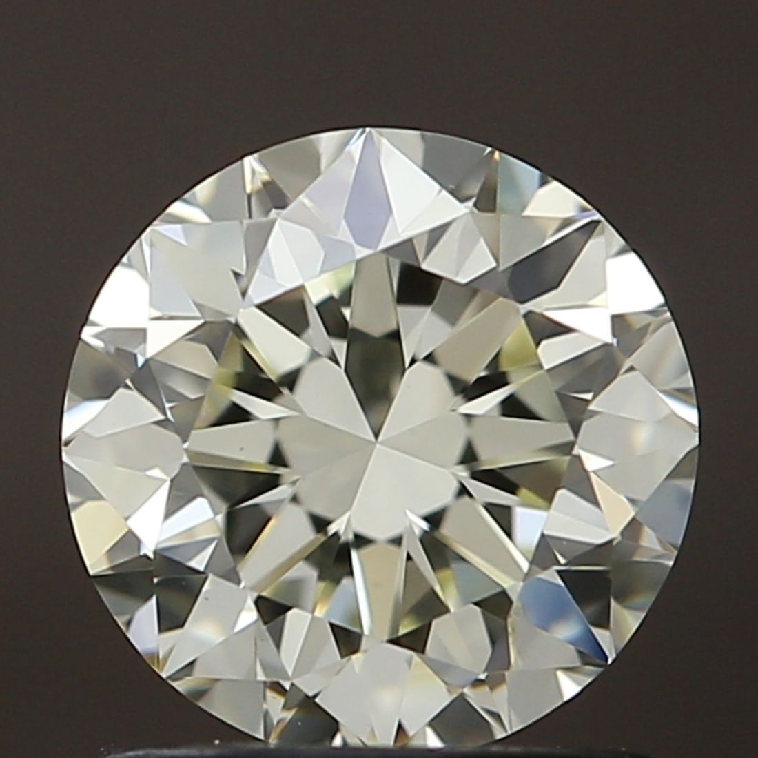 Loose Diamond - ROUND 1.2ct L VVS1: Loose Diamond - ROUND 1.2ct L VVS1 Source: Natural Shape: ROUND Carats: 1.2 Color: L Clarity: VVS1 Certification: IGI Video:
