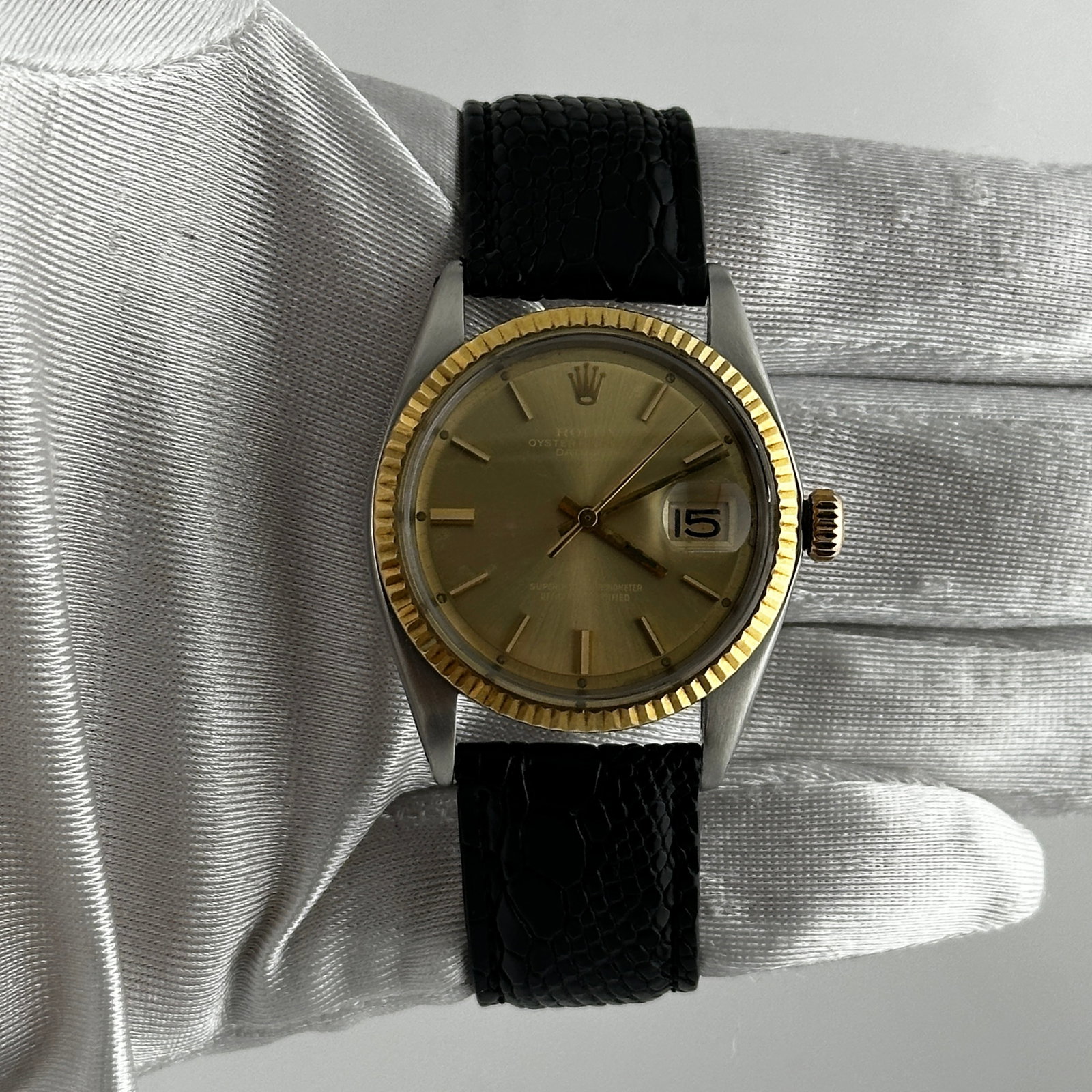 Datejust Ref 1601 Champagne Stick Dial Watch with Aftermarket Leather Strap (1 of 3)