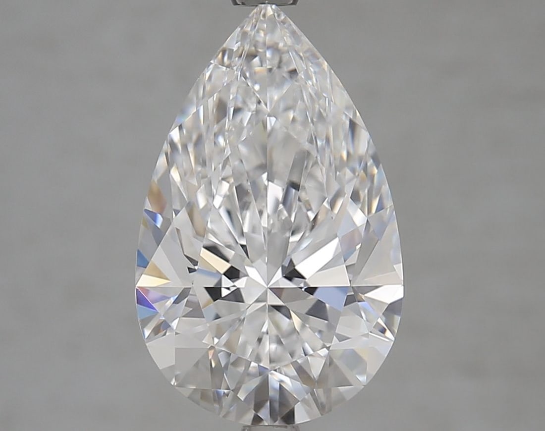 Loose Diamond - PEAR 4.02ct D VVS2: Loose Diamond - PEAR 4.02ct D VVS2 Source: This is a real non-mined Diamond that has been grown in a lab Shape: PEAR Carats: 4.02 Color: D Clarity: VVS2 Certification: GIA Video:
