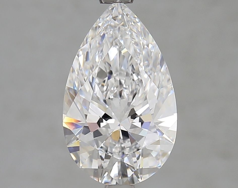 Loose Diamond - PEAR 2.32ct D VVS1: Loose Diamond - PEAR 2.32ct D VVS1 Source: This is a real non-mined Diamond that has been grown in a lab Shape: PEAR Carats: 2.32 Color: D Clarity: VVS1 Certification: GIA Video: