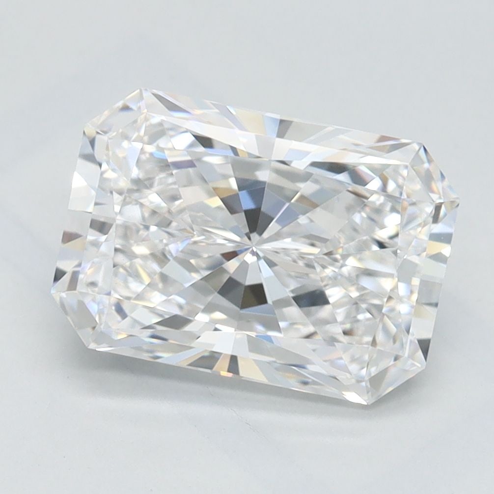 Loose Diamond - RADIANT 2.12ct D IF: Loose Diamond - RADIANT 2.12ct D IF Source: This is a real non-mined Diamond that has been grown in a lab Shape: RADIANT Carats: 2.12 Color: D Clarity: IF Certification: GIA Video: