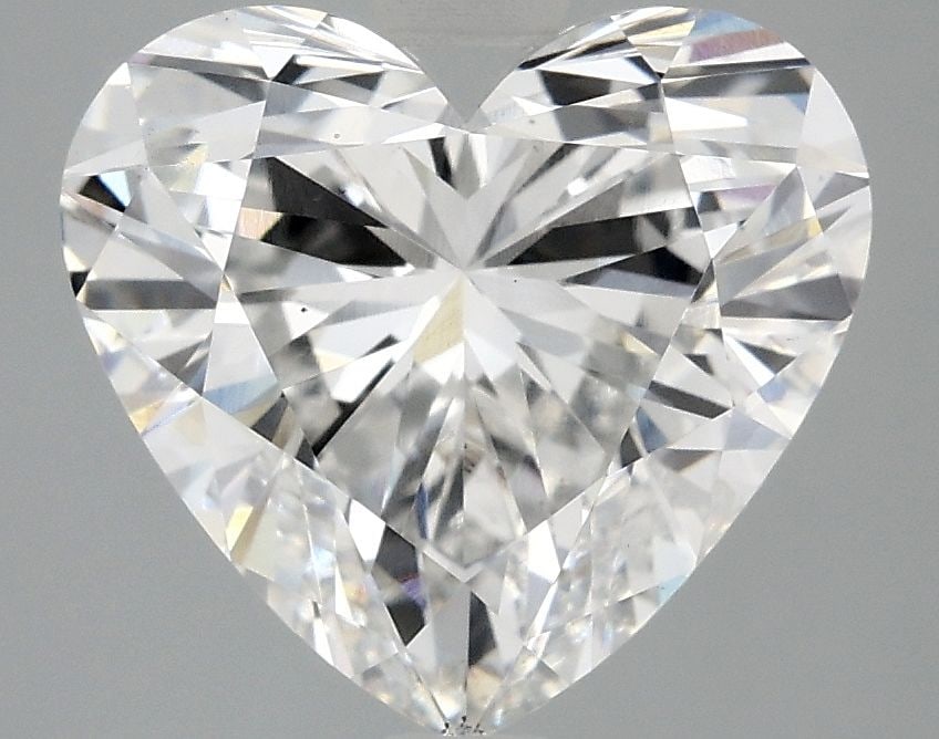 Loose Diamond - HEART 4.05ct E VS1: Loose Diamond - HEART 4.05ct E VS1 Source: This is a real non-mined Diamond that has been grown in a lab Shape: HEART Carats: 4.05 Color: E Clarity: VS1 Certification: IGI Video:
