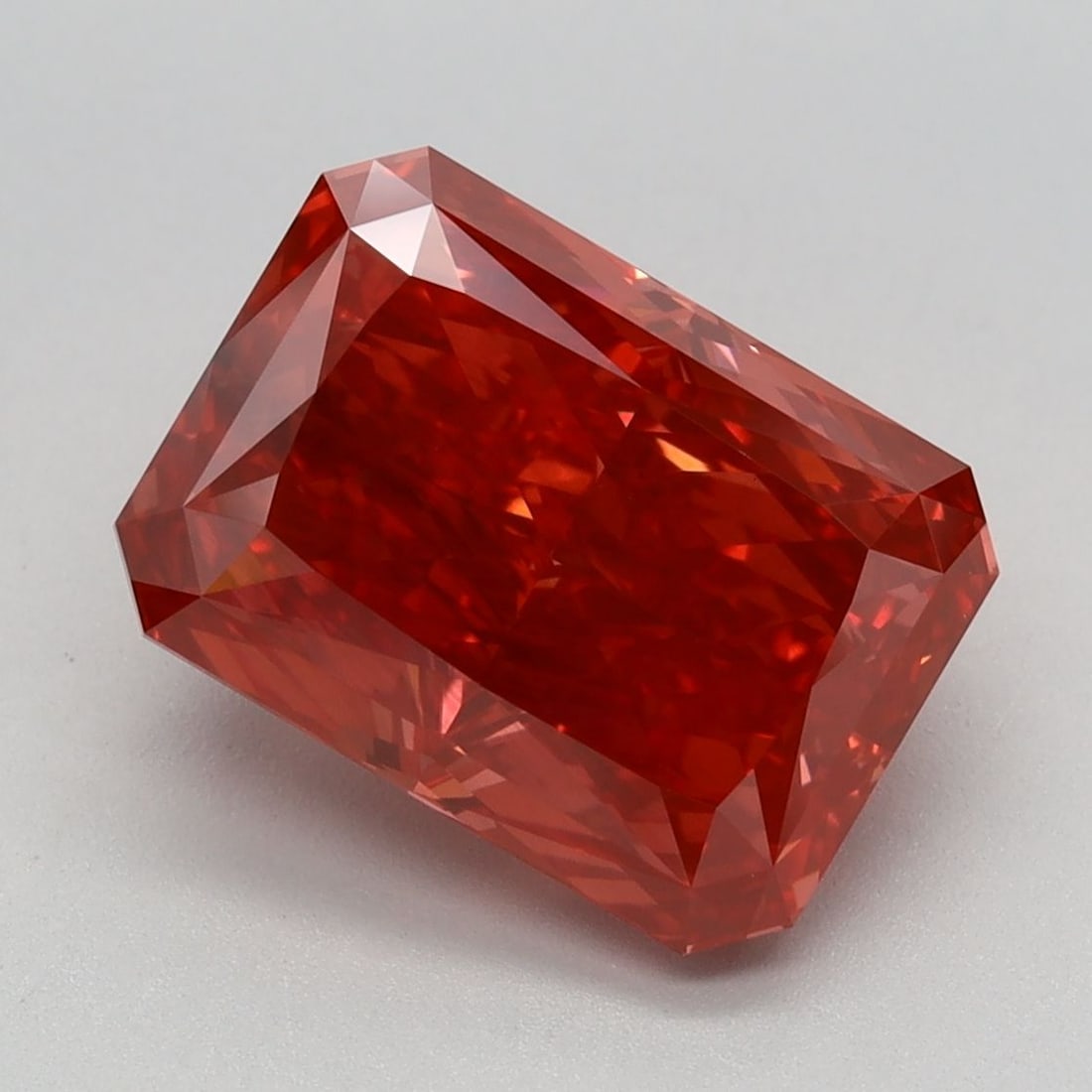 Loose Diamond - RADIANT 3.67ct Fancy Deep Orangey Pink VS2: Loose Diamond - RADIANT 3.67ct Fancy Deep Orangey Pink VS2 Source: This is a real non-mined Diamond that has been grown in a lab Shape: RADIANT Carats: 3.67 Color: Fancy Deep Orangey Pink Certificatio