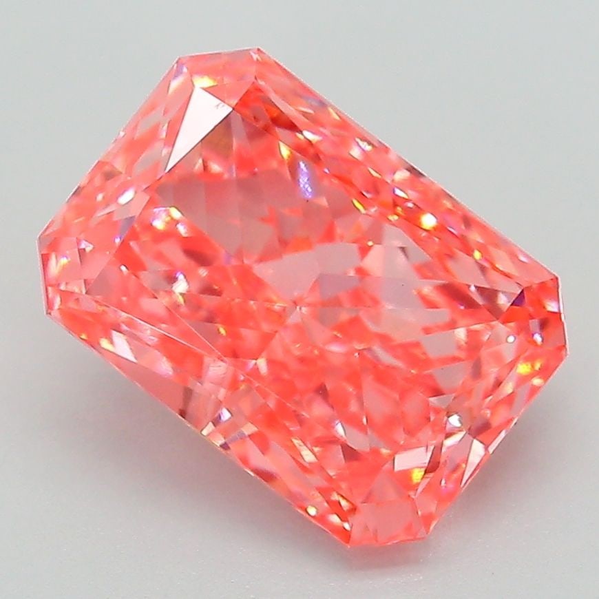 Loose Diamond - RADIANT 3.12ct Fancy Vivid Pink VS1: Loose Diamond - RADIANT 3.12ct Fancy Vivid Pink VS1 Source: This is a real non-mined Diamond that has been grown in a lab Shape: RADIANT Carats: 3.12 Color: Fancy Vivid Pink Certification: IGI Video: