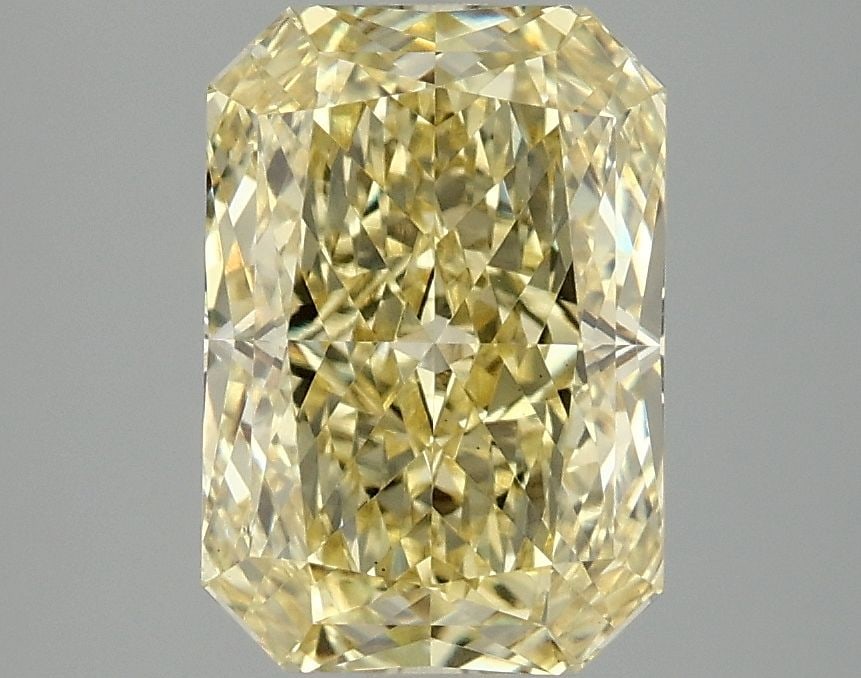 Loose Diamond - RADIANT 3.08ct Fancy Vivid Yellow VS1: Loose Diamond - RADIANT 3.08ct Fancy Vivid Yellow VS1 Source: This is a real non-mined Diamond that has been grown in a lab Shape: RADIANT Carats: 3.08 Color: Fancy Vivid Yellow Certification: IGI Vid
