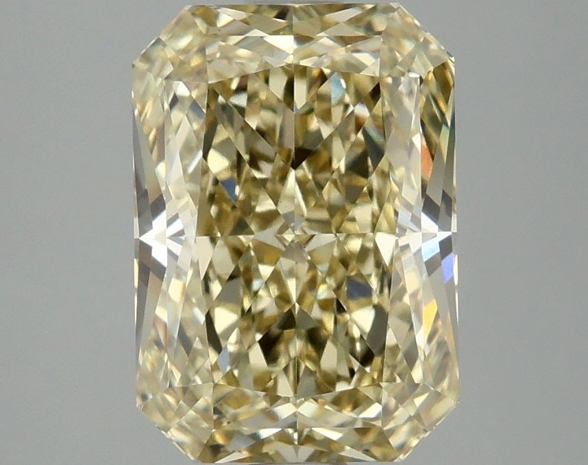 Loose Diamond - RADIANT 3.09ct Fancy Intense Yellow VVS2: Loose Diamond - RADIANT 3.09ct Fancy Intense Yellow VVS2 Source: This is a real non-mined Diamond that has been grown in a lab Shape: RADIANT Carats: 3.09 Color: Fancy Intense Yellow Certification: IG