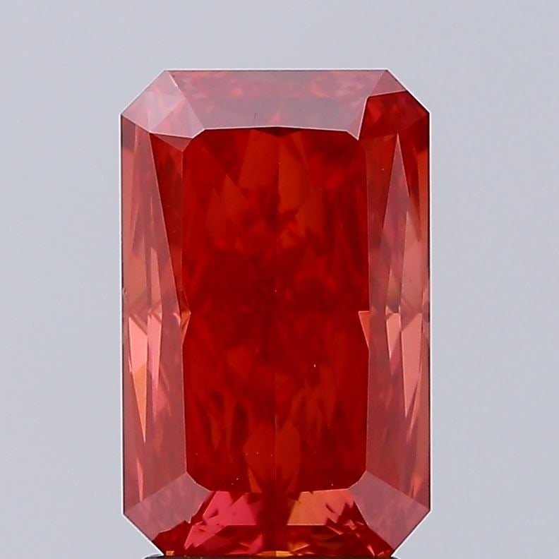 Loose Diamond - RADIANT 3.09ct Fancy Vivid Red VS1: Loose Diamond - RADIANT 3.09ct Fancy Vivid Red VS1 Source: This is a real non-mined Diamond that has been grown in a lab Shape: RADIANT Carats: 3.09 Color: Fancy Vivid Red Certification: IGI Video: