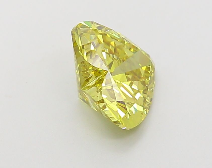 Loose Diamond - HEART 1.82ct Fancy Vivid Yellow VS1: Loose Diamond - HEART 1.82ct Fancy Vivid Yellow VS1 Source: This is a real non-mined Diamond that has been grown in a lab Shape: HEART Carats: 1.82 Color: Fancy Vivid Yellow Certification: IGI Video: