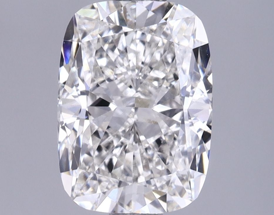 Loose Diamond - CUSHION BRILLIANT 1.64ct G VVS2: Loose Diamond - CUSHION BRILLIANT 1.64ct G VVS2 Source: This is a real non-mined Diamond that has been grown in a lab Shape: CUSHION BRILLIANT Carats: 1.64 Color: G Clarity: VVS2 Certification: IGI Vi