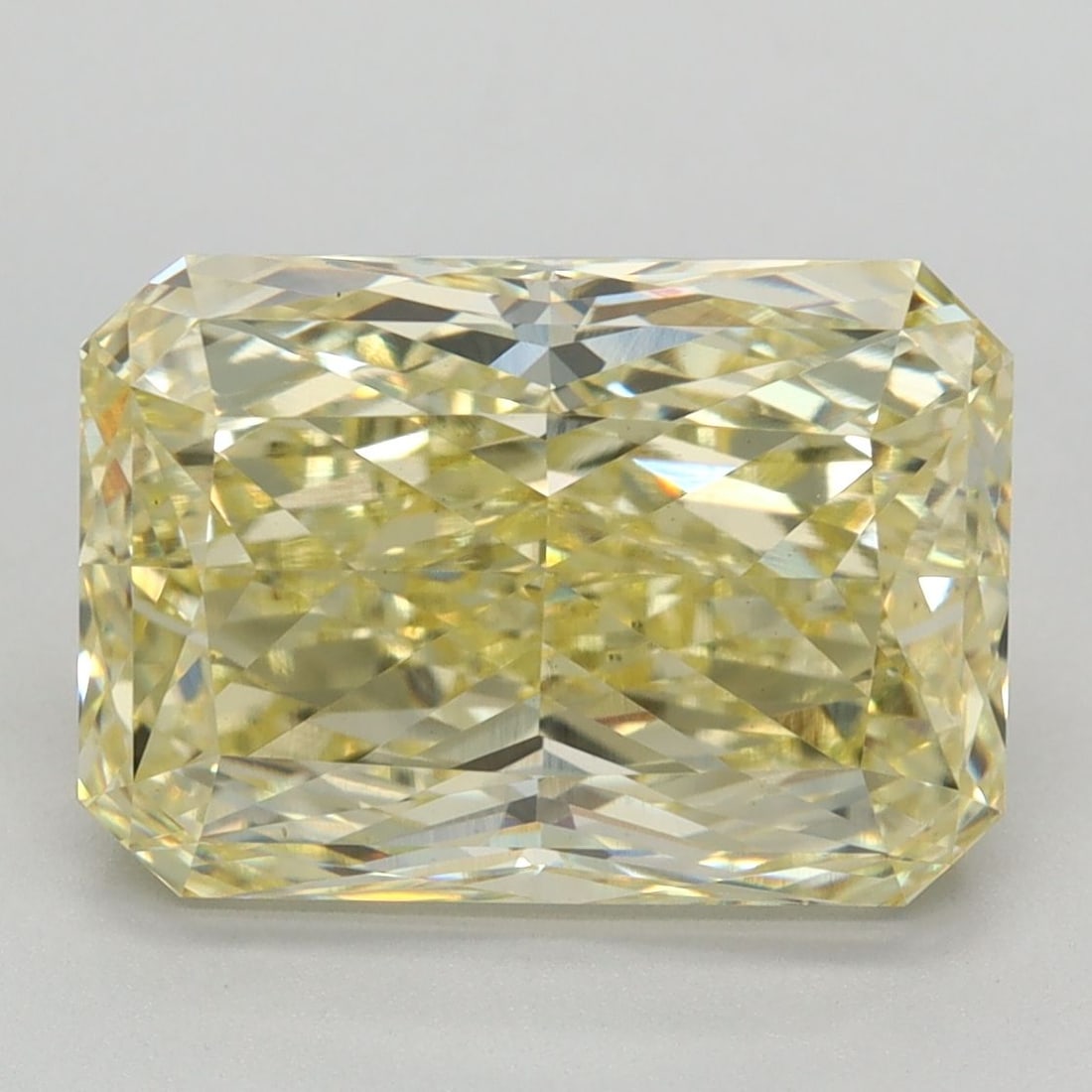 Loose Diamond - RADIANT 4.36ct Fancy Intense Yellow VS1: Loose Diamond - RADIANT 4.36ct Fancy Intense Yellow VS1 Source: This is a real non-mined Diamond that has been grown in a lab Shape: RADIANT Carats: 4.36 Color: Fancy Intense Yellow Certification: IGI