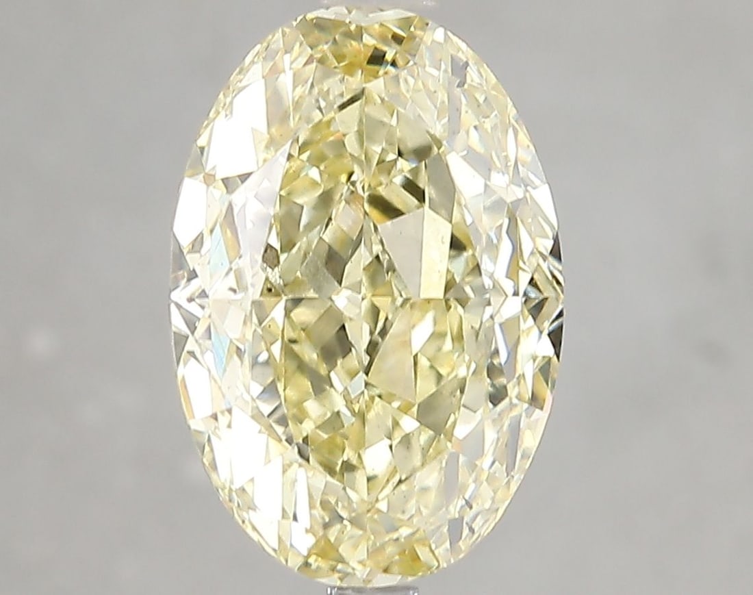 Loose Diamond - OVAL 5.04ct Fancy Intense Yellow VS2: Loose Diamond - OVAL 5.04ct Fancy Intense Yellow VS2 Source: This is a real non-mined Diamond that has been grown in a lab Shape: OVAL Carats: 5.04 Color: Fancy Intense Yellow Certification: IGI Video