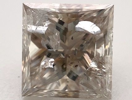 Loose Diamond - PRINCESS 2.02ct Champagne I1: Loose Diamond - PRINCESS 2.02ct Champagne I1 Source: Natural Shape: PRINCESS Carats: 2.02 Color: Champagne Certification: OTHER The Diamond Depot Guarantee: All items in this auction are guaranteed to