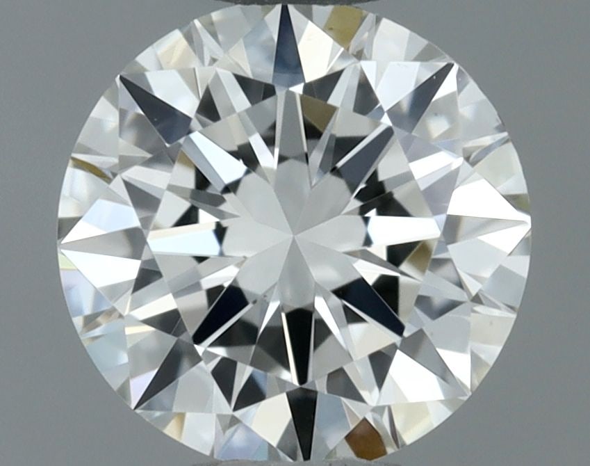 Loose Diamond - ROUND 0.4ct G VVS2: Loose Diamond - ROUND 0.4ct G VVS2 Source: Natural Shape: ROUND Carats: 0.4 Color: G Clarity: VVS2 Certification: IGI The Diamond Depot Guarantee: All items in this auction are guaranteed to be 100% a