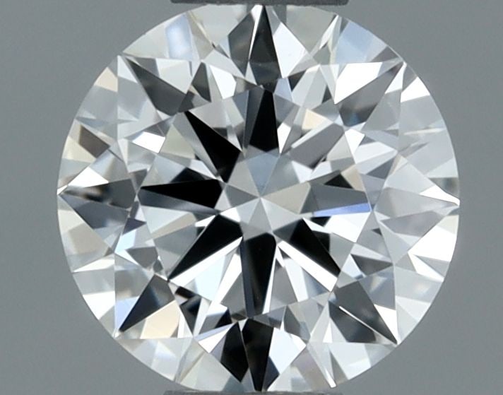 Loose Diamond - ROUND 0.31ct G VS1: Loose Diamond - ROUND 0.31ct G VS1 Source: Natural Shape: ROUND Carats: 0.31 Color: G Clarity: VS1 Certification: GIA The Diamond Depot Guarantee: All items in this auction are guaranteed to be 100%
