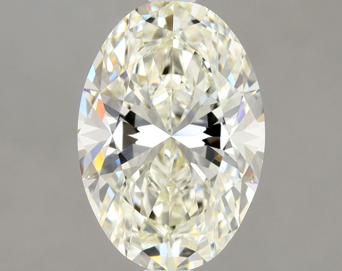 Loose Diamond - OVAL 2.01ct J VVS1: Loose Diamond - OVAL 2.01ct J VVS1 Source: Natural Shape: OVAL Carats: 2.01 Color: J Clarity: VVS1 Certification: GIA Video: