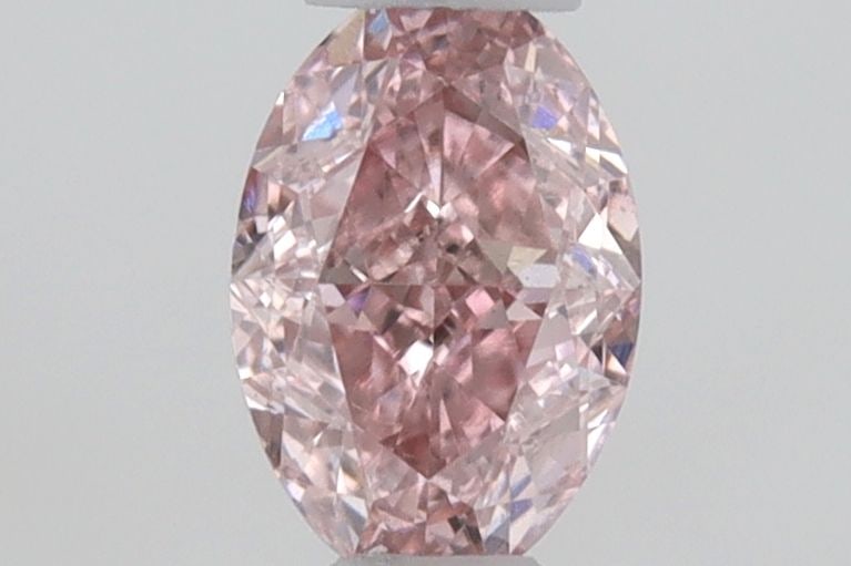 Loose Diamond - OVAL 0.18ct Fancy Intense Pink VS2: Loose Diamond - OVAL 0.18ct Fancy Intense Pink VS2 Source: Natural Shape: OVAL Carats: 0.18 Color: Fancy Intense Pink Certification: GIA Video: