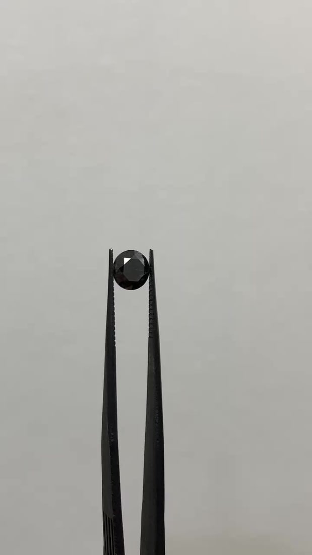 Loose Diamond - ROUND 1.2ct Fancy Black VVS2: Loose Diamond - ROUND 1.2ct Fancy Black VVS2 Source: Natural Shape: ROUND Carats: 1.2 Color: Fancy Black Certification: GIA Video: