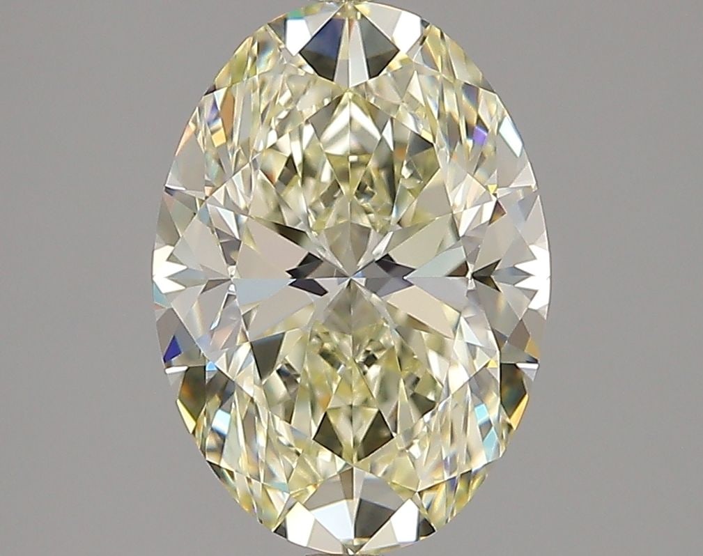 Loose Diamond - OVAL 3.02ct U-V VVS2: Loose Diamond - OVAL 3.02ct U-V VVS2 Source: Natural Shape: OVAL Carats: 3.02 Color: U-V Certification: GIA The Diamond Depot Guarantee: All items in this auction are guaranteed to be 100% authentic. 