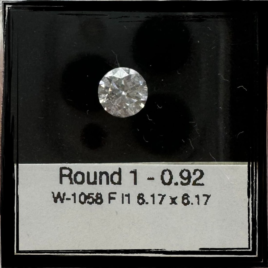 Loose Diamond - ROUND 0.92ct F I1 (1 of 1)