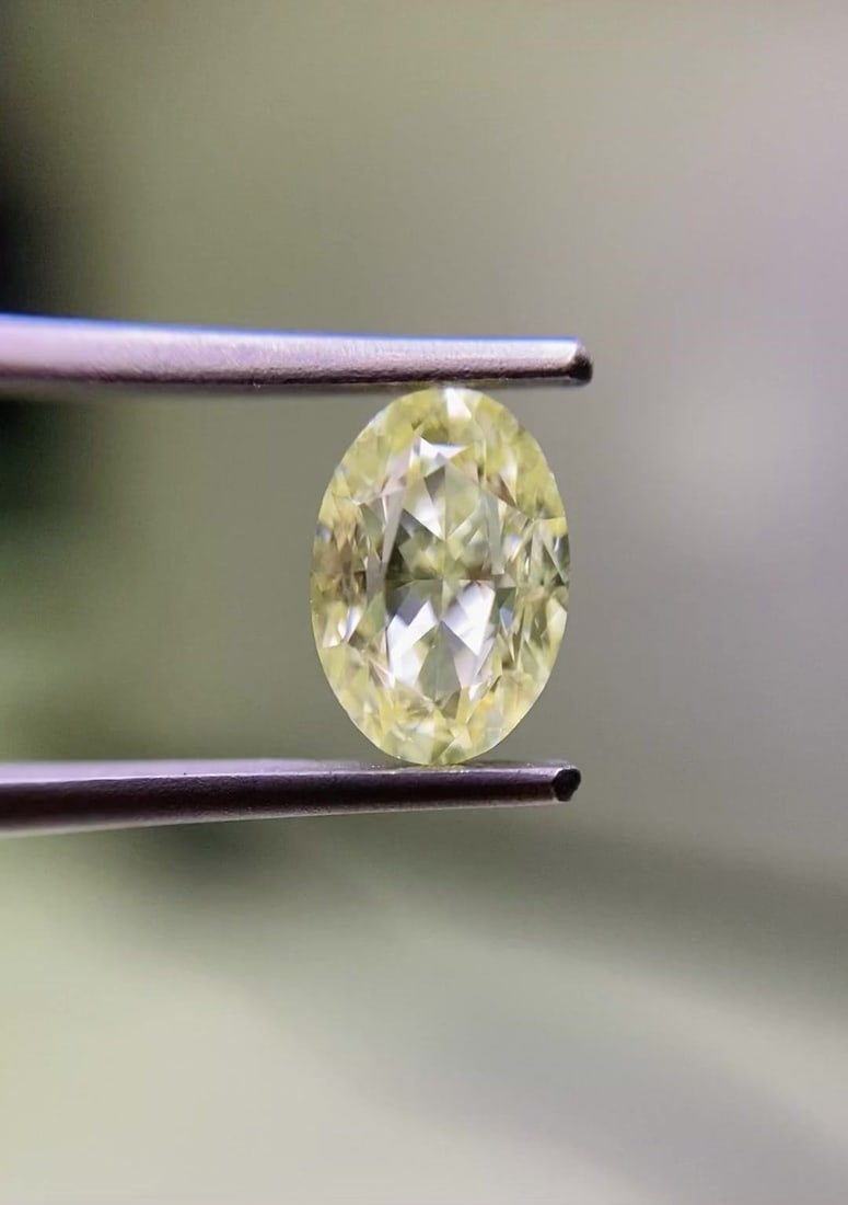 Loose Diamond - OVAL 1.0ct Y-Z VS2: Loose Diamond - OVAL 1.0ct Y-Z VS2 Source: Natural Shape: OVAL Carats: 1.0 Color: Y-Z Certification: GIA Video: