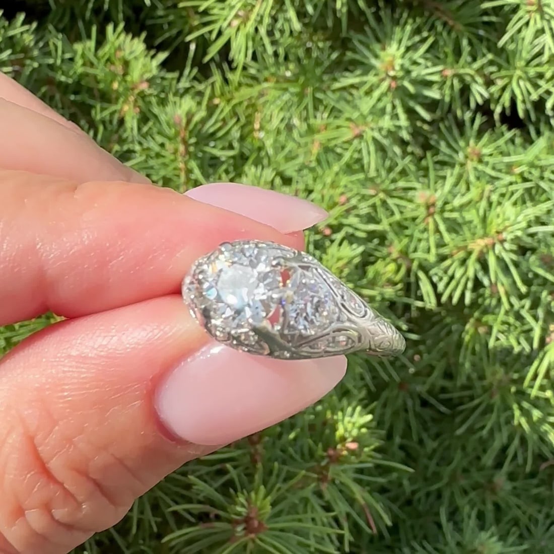Antique Art Deco Platinum GIA Certified 1.76ctw Diamond Solitaire Ring - 2
