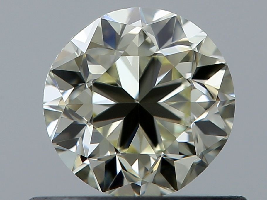 Loose Diamond - ROUND 0.5ct N VVS1: Loose Diamond - ROUND 0.5ct N VVS1 Source: Natural Shape: ROUND Carats: 0.5 Color: N Clarity: VVS1 Certification: GIA Video: Video Link The Diamond Depot Guarantee: All items in this auction are