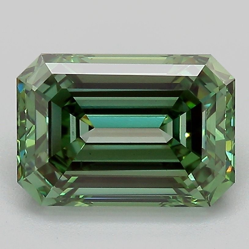 Loose Diamond - EMERALD 3.07ct Fancy Vivid Green VS1: Loose Diamond - EMERALD 3.07ct Fancy Vivid Green VS1 Source: This is a real non-mined Diamond that has been grown in a lab Shape: EMERALD Carats: 3.07 Color: Fancy Vivid Green Certification: IGI Video