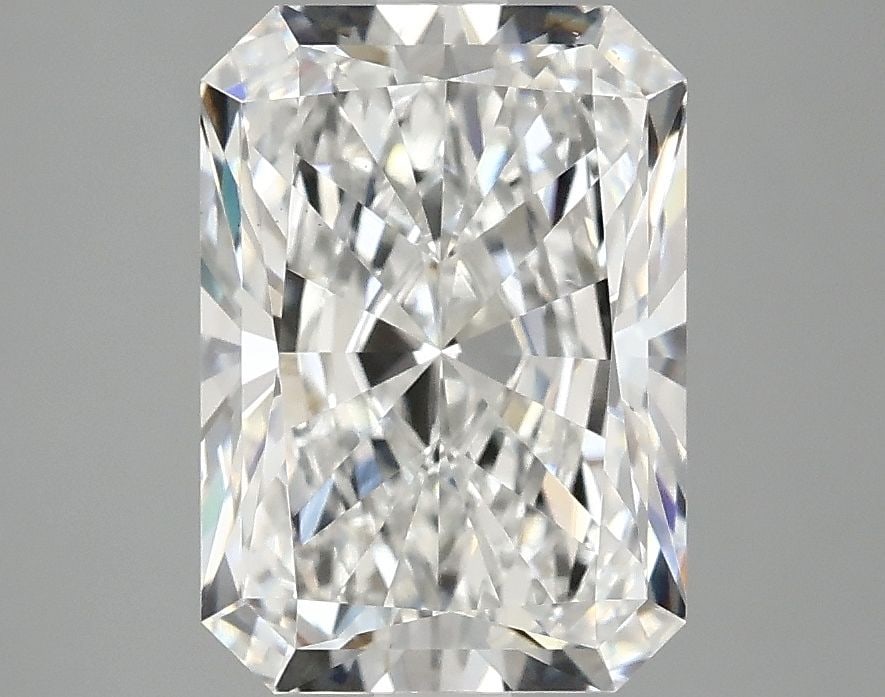 Loose Diamond - RADIANT 3.04ct E VS1: Loose Diamond - RADIANT 3.04ct E VS1 Source: This is a real non-mined Diamond that has been grown in a lab Shape: RADIANT Carats: 3.04 Color: E Clarity: VS1 Certification: IGI Video: