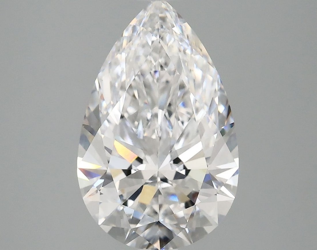 Loose Diamond - PEAR 2.87ct D VS1: Loose Diamond - PEAR 2.87ct D VS1 Source: This is a real non-mined Diamond that has been grown in a lab Shape: PEAR Carats: 2.87 Color: D Clarity: VS1 Certification: IGI Video: