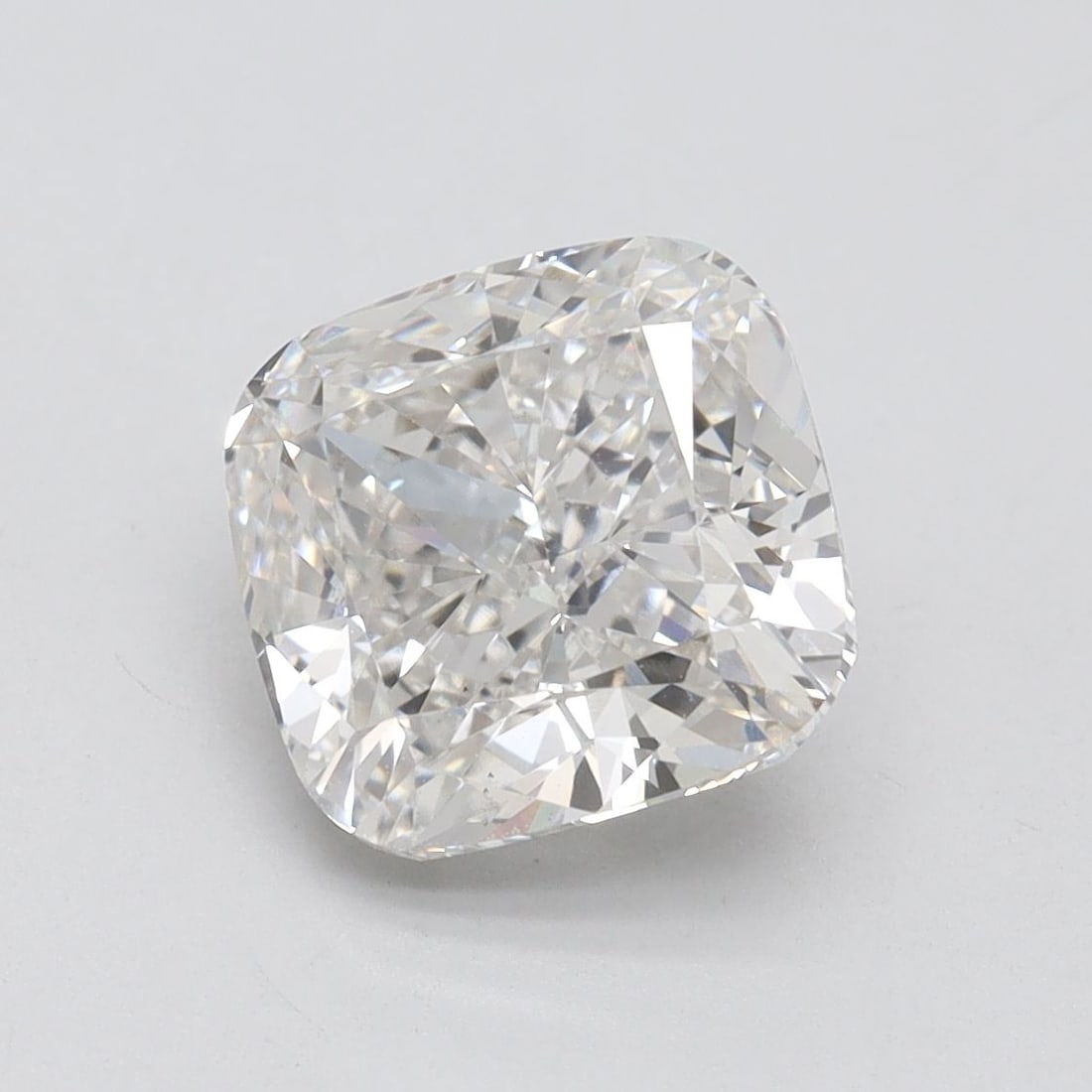Loose Diamond - CUSHION BRILLIANT 3.05ct H VS2: Loose Diamond - CUSHION BRILLIANT 3.05ct H VS2 Source: This is a real non-mined Diamond that has been grown in a lab Shape: CUSHION BRILLIANT Carats: 3.05 Color: H Clarity: VS2 Certification: IGI Vide