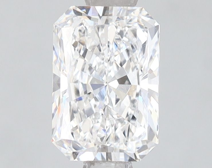 Loose Diamond - RADIANT 1.15ct E VVS1: Loose Diamond - RADIANT 1.15ct E VVS1 Source: This is a real non-mined Diamond that has been grown in a lab Shape: RADIANT Carats: 1.15 Color: E Clarity: VVS1 Certification: IGI Video:
