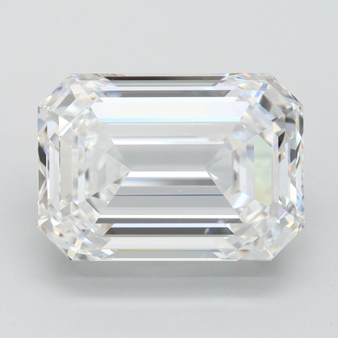 Loose Diamond - EMERALD 5.11ct D VVS1: Loose Diamond - EMERALD 5.11ct D VVS1 Source: This is a real non-mined Diamond that has been grown in a lab Shape: EMERALD Carats: 5.11 Color: D Clarity: VVS1 Certification: IGI Video:
